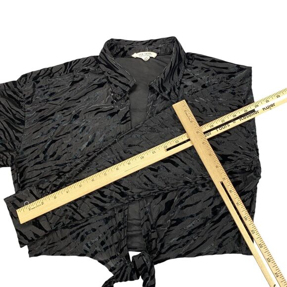 12th Tribe Crop Blouse Womens Medium Black Zebra Print Long Sleeve Tie Front - Picture 5 of 13